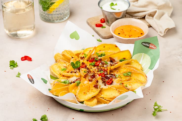 Farm Frites Friesbee - loaded fries
