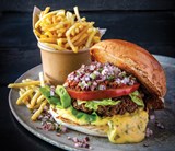 Burger With 5Mm Farm Frites Fries